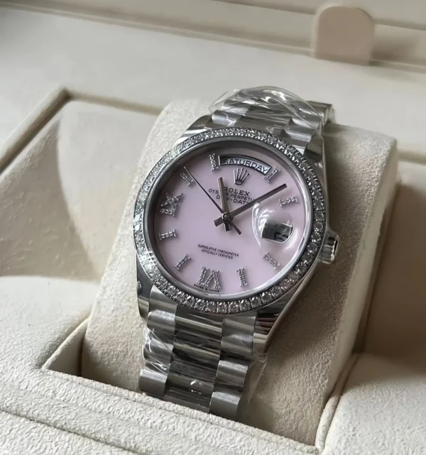 mmexport1773802108302 Rolex Day-Date 36mm 18K White Gold Round Diamond Bezel President Bracelet Automatic Watch