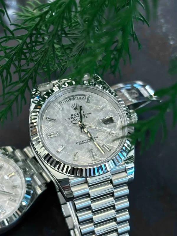 Rolex Day-Date 40mm 18K White Gold Fluted Bezel President Bracelet Automatic Watch